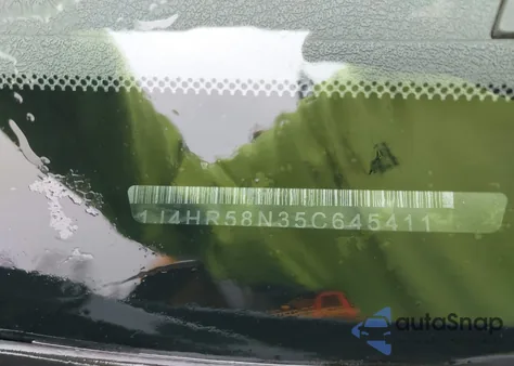 2005 Jeep Grand Cherokee Limited z USA, uszkodzony, nr VIN 1J4HR58N35C645411